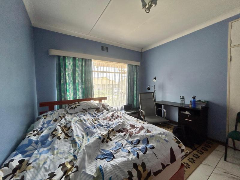 4 Bedroom Property for Sale in Selcourt Gauteng