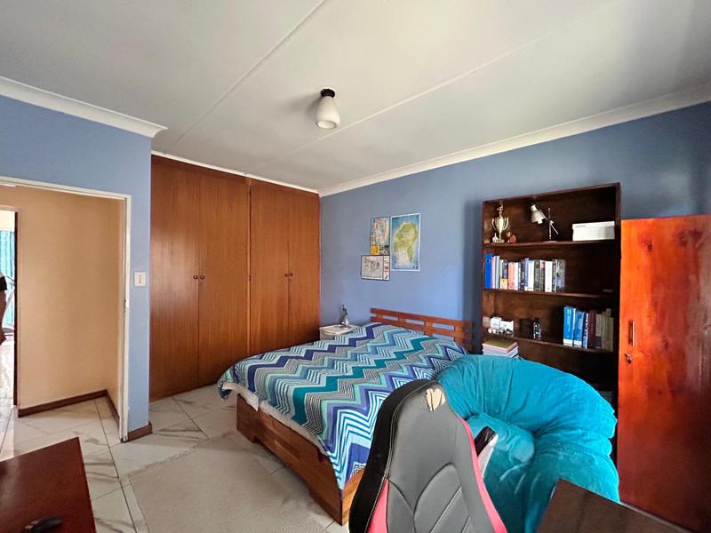 4 Bedroom Property for Sale in Selcourt Gauteng