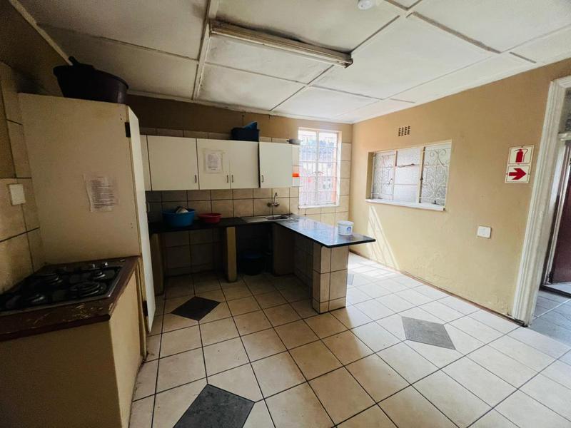 11 Bedroom Property for Sale in Brixton Gauteng