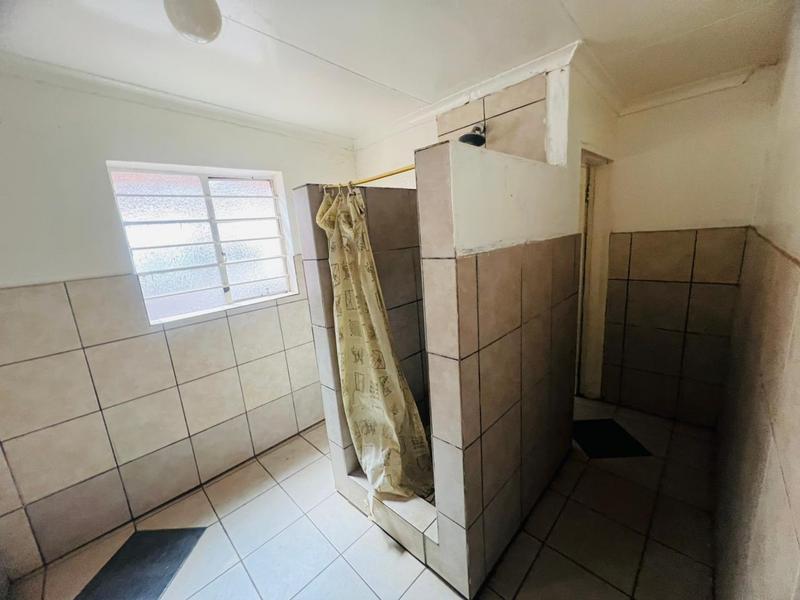 11 Bedroom Property for Sale in Brixton Gauteng