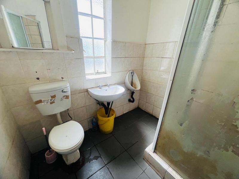 11 Bedroom Property for Sale in Brixton Gauteng