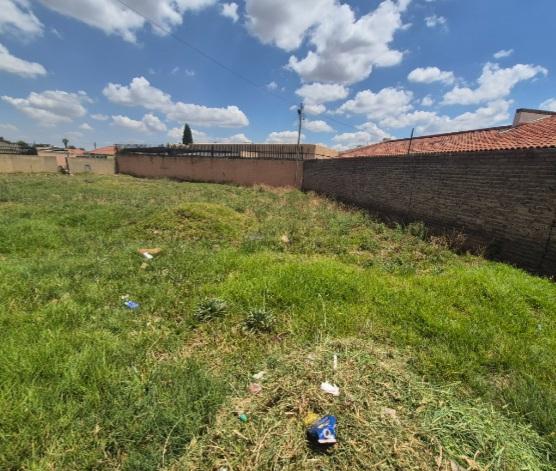 3 Bedroom Property for Sale in Lenasia South Gauteng