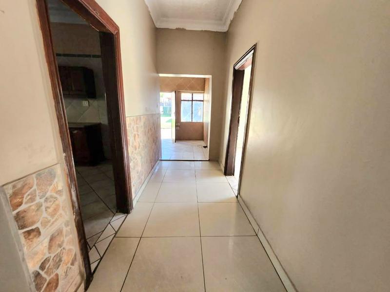 To Let 3 Bedroom Property for Rent in Pretoria Gardens Gauteng