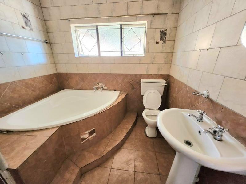 To Let 3 Bedroom Property for Rent in Pretoria Gardens Gauteng