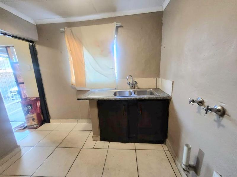 To Let 2 Bedroom Property for Rent in Pretoria Gardens Gauteng