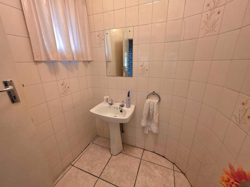 4 Bedroom Property for Sale in Sunward Park Gauteng