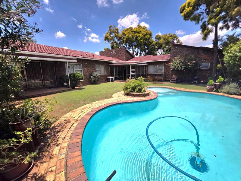 4 Bedroom Property for Sale in Sunward Park Gauteng