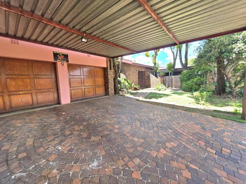 4 Bedroom Property for Sale in Sunward Park Gauteng