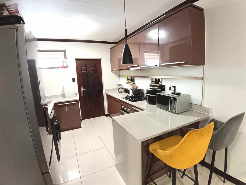 To Let 2 Bedroom Property for Rent in Blue Hills Gauteng