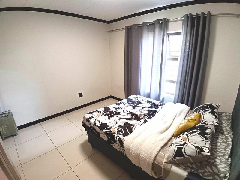 To Let 2 Bedroom Property for Rent in Blue Hills Gauteng