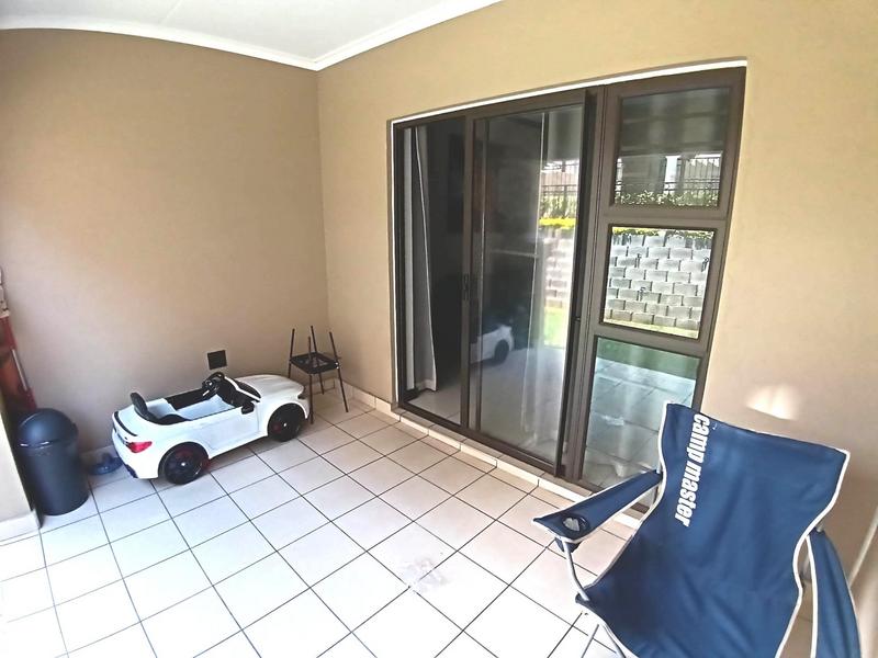 To Let 2 Bedroom Property for Rent in Blue Hills Gauteng