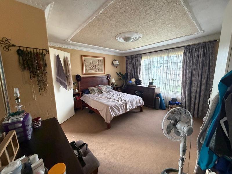 4 Bedroom Property for Sale in Sonneveld Gauteng