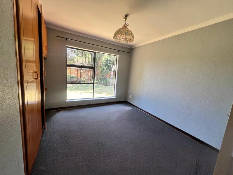 4 Bedroom Property for Sale in Sonneveld Gauteng