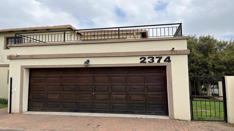 3 Bedroom Property for Sale in Noordwyk Gauteng