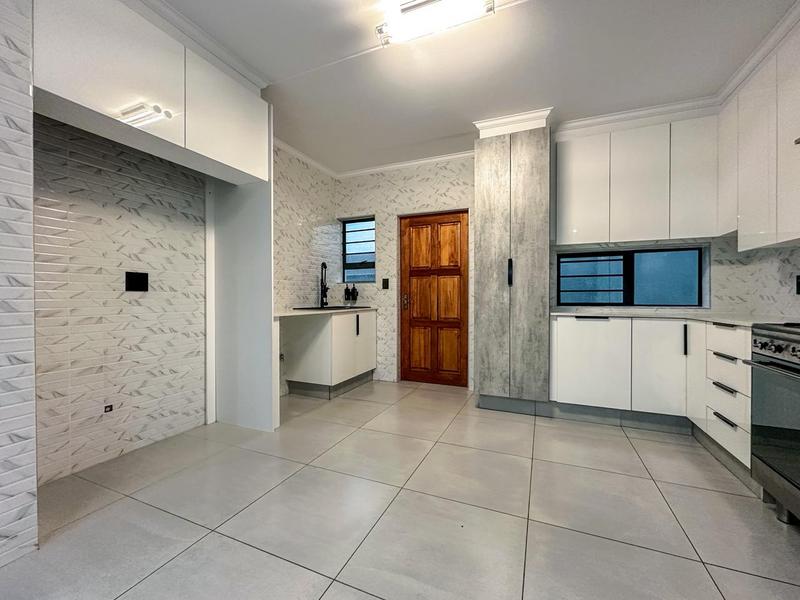 3 Bedroom Property for Sale in Parkhaven Gauteng