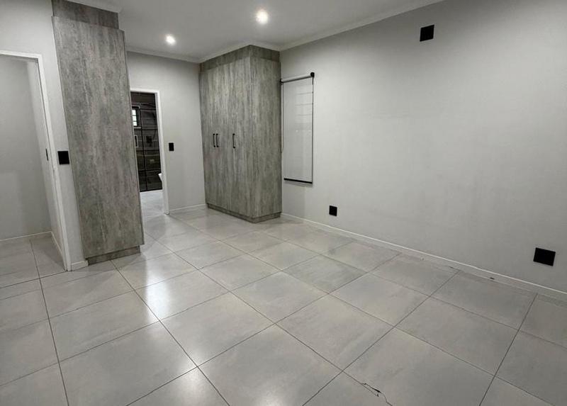 3 Bedroom Property for Sale in Parkhaven Gauteng