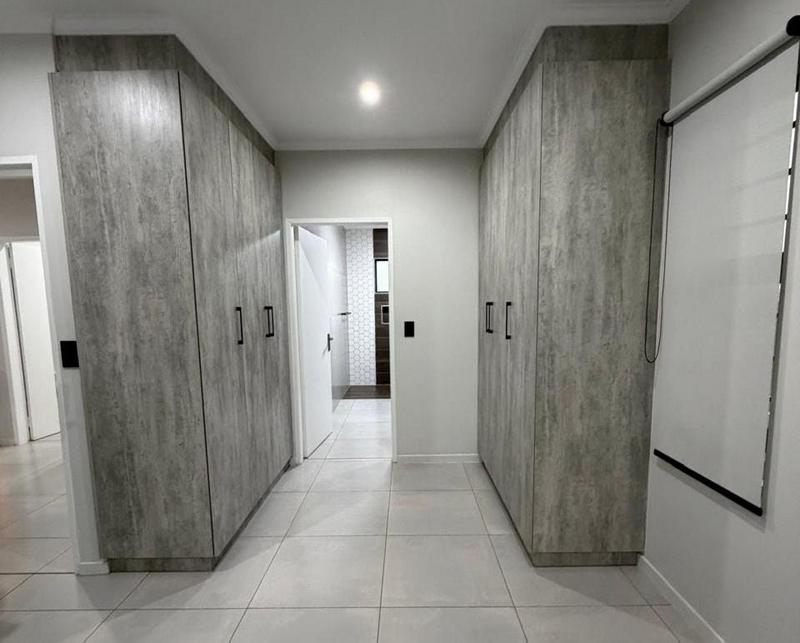 3 Bedroom Property for Sale in Parkhaven Gauteng