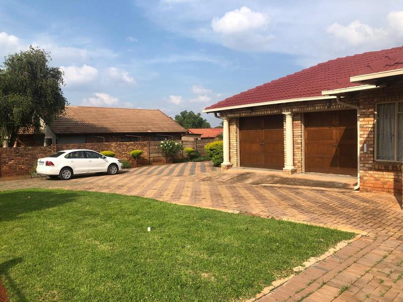 3 Bedroom Property for Sale in The Orchards Gauteng