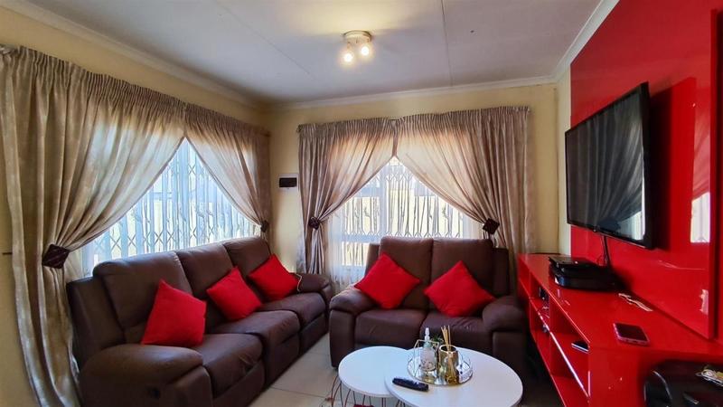 3 Bedroom Property for Sale in Vanderbijlpark CE 4 Gauteng