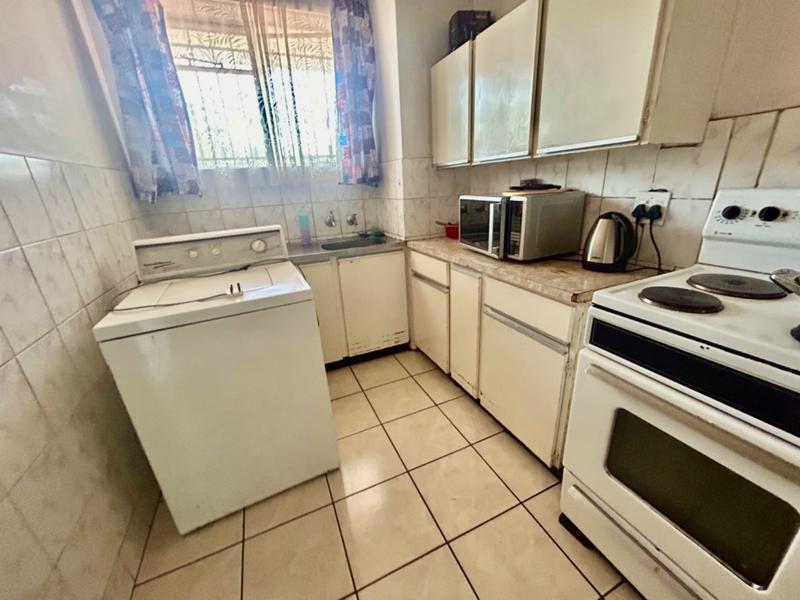 2 Bedroom Property for Sale in Vanderbijlpark CW 3 Gauteng