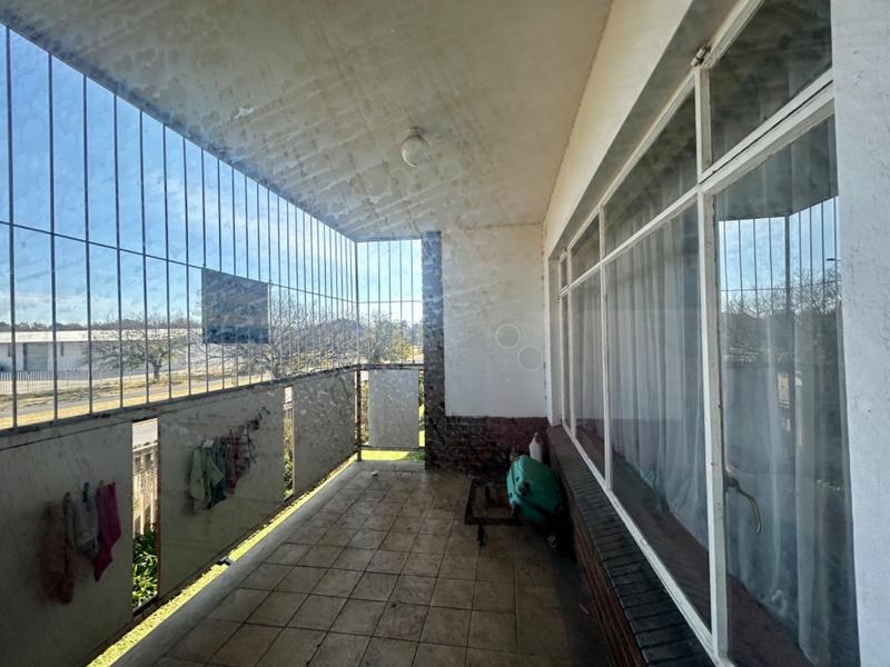 2 Bedroom Property for Sale in Vanderbijlpark CW 3 Gauteng