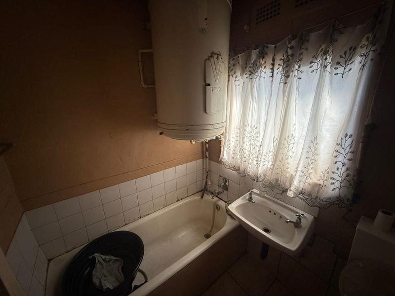 3 Bedroom Property for Sale in Vanderbijlpark Cw 6 Gauteng