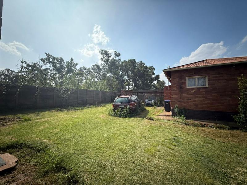 3 Bedroom Property for Sale in Vanderbijlpark Cw 6 Gauteng