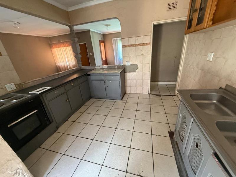 3 Bedroom Property for Sale in Vanderbijlpark Cw 6 Gauteng