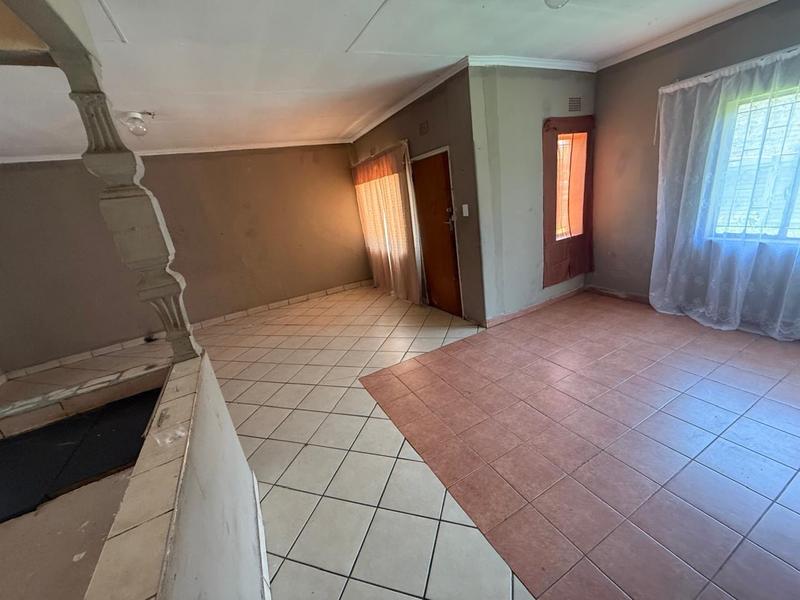 3 Bedroom Property for Sale in Vanderbijlpark Cw 6 Gauteng