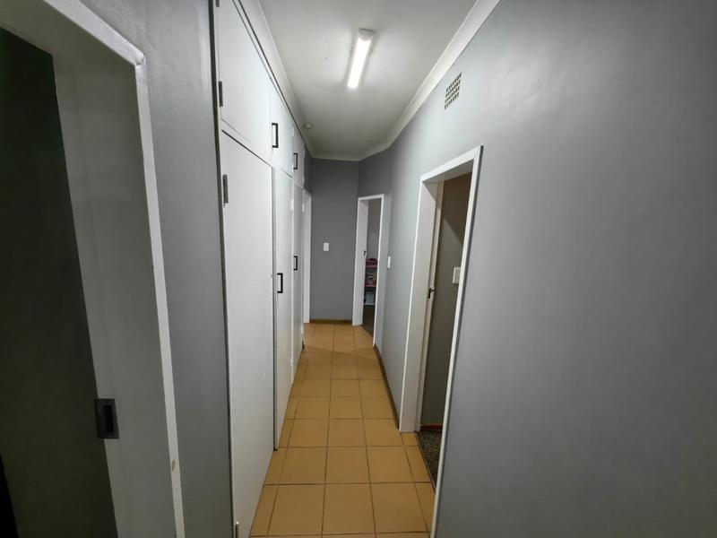 3 Bedroom Property for Sale in Vanderbijlpark SE 3 Gauteng