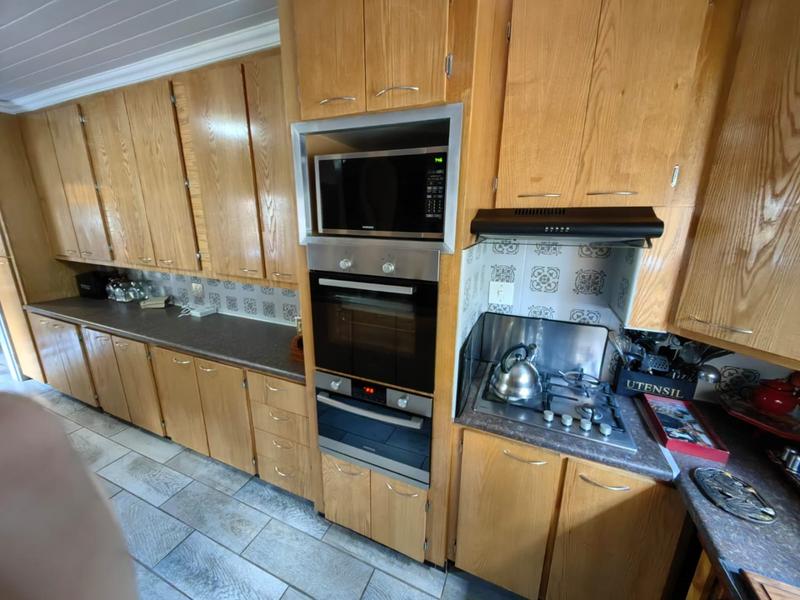 4 Bedroom Property for Sale in Vanderbijlpark SE 6 Gauteng