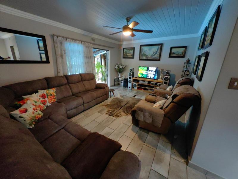 4 Bedroom Property for Sale in Vanderbijlpark SE 6 Gauteng