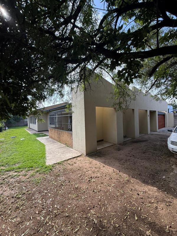 3 Bedroom Property for Sale in Vanderbijlpark SW 1 Gauteng