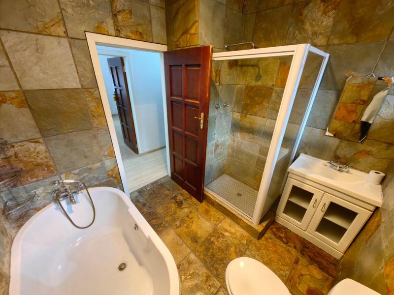 4 Bedroom Property for Sale in Vanderbijlpark SW 5 Gauteng