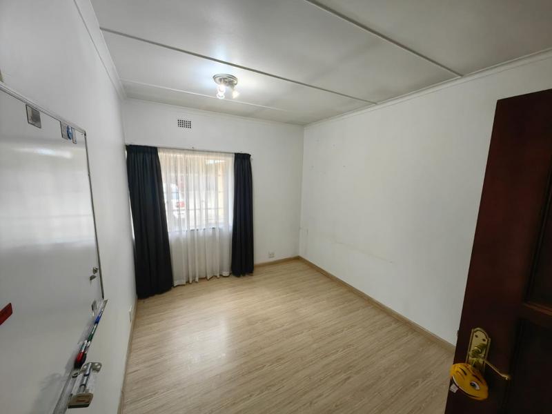 4 Bedroom Property for Sale in Vanderbijlpark SW 5 Gauteng