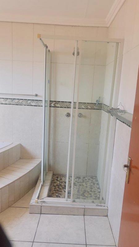 To Let 3 Bedroom Property for Rent in The Orchards Gauteng