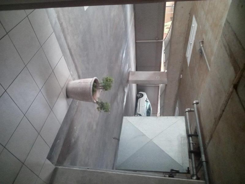 2 Bedroom Property for Sale in Hatfield Gauteng