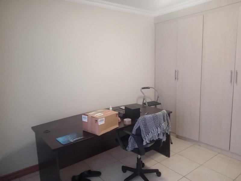 2 Bedroom Property for Sale in Hatfield Gauteng