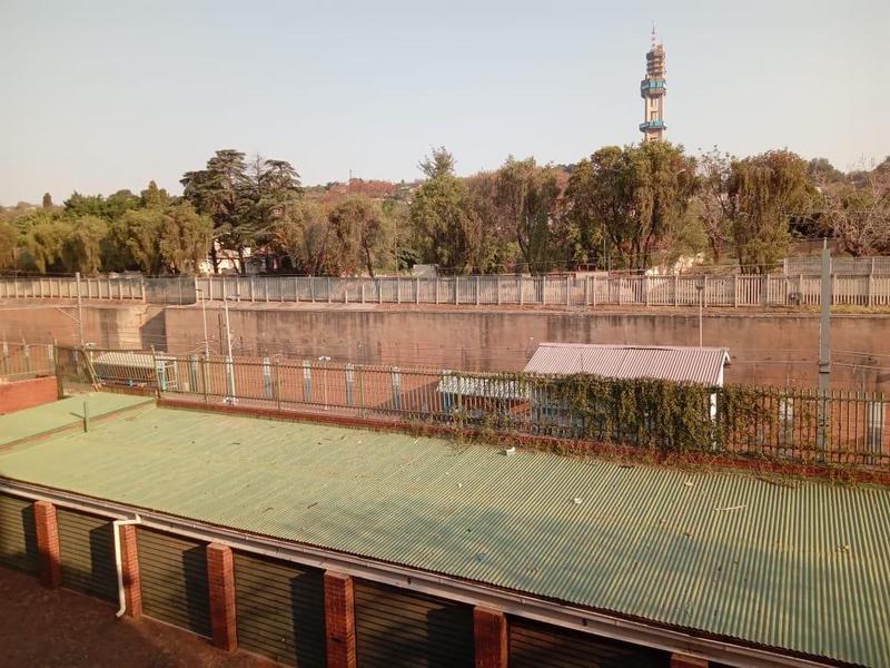 To Let 4 Bedroom Property for Rent in Sunnyside Gauteng