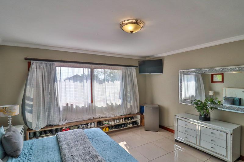 To Let 3 Bedroom Property for Rent in Equestria Gauteng