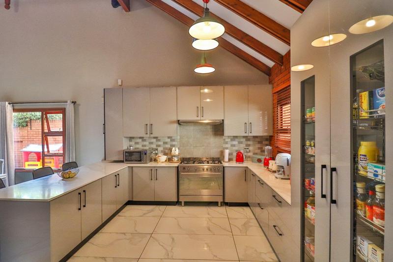 To Let 3 Bedroom Property for Rent in Equestria Gauteng