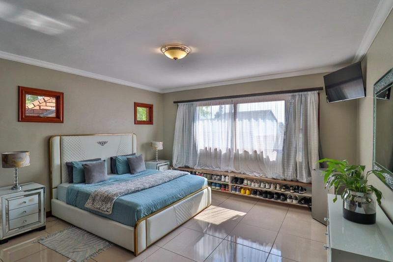 To Let 3 Bedroom Property for Rent in Equestria Gauteng