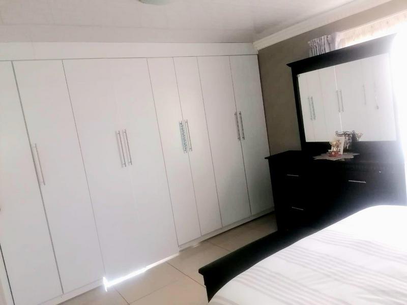 3 Bedroom Property for Sale in Refilwe Gauteng