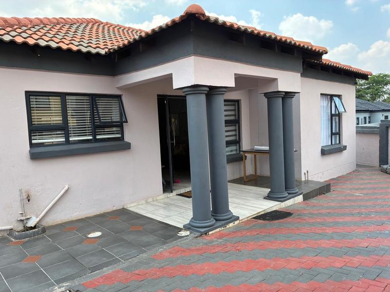 3 Bedroom Property for Sale in Amandasig Gauteng
