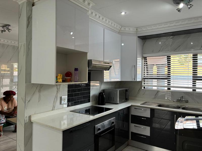 3 Bedroom Property for Sale in Amandasig Gauteng