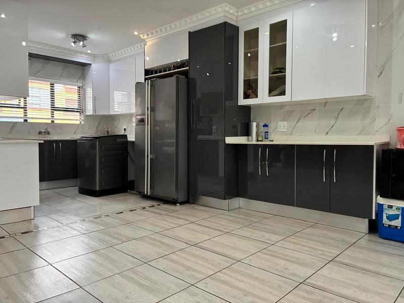 3 Bedroom Property for Sale in Amandasig Gauteng