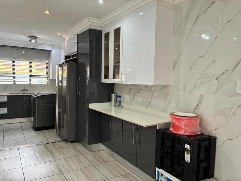 3 Bedroom Property for Sale in Amandasig Gauteng