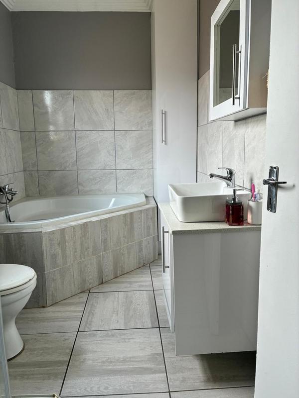 3 Bedroom Property for Sale in Amandasig Gauteng