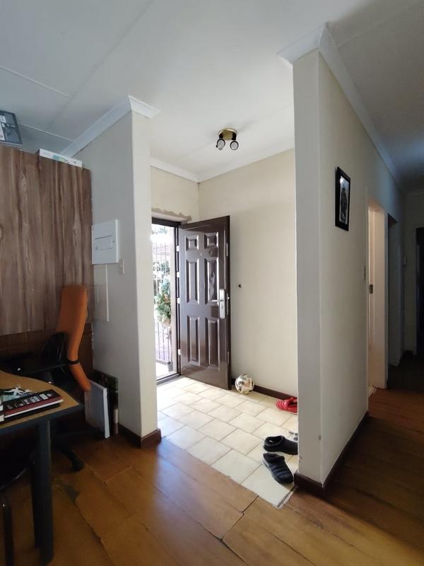3 Bedroom Property for Sale in Hesteapark Gauteng