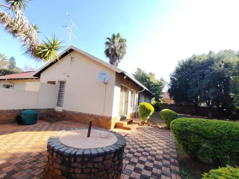 3 Bedroom Property for Sale in Hesteapark Gauteng